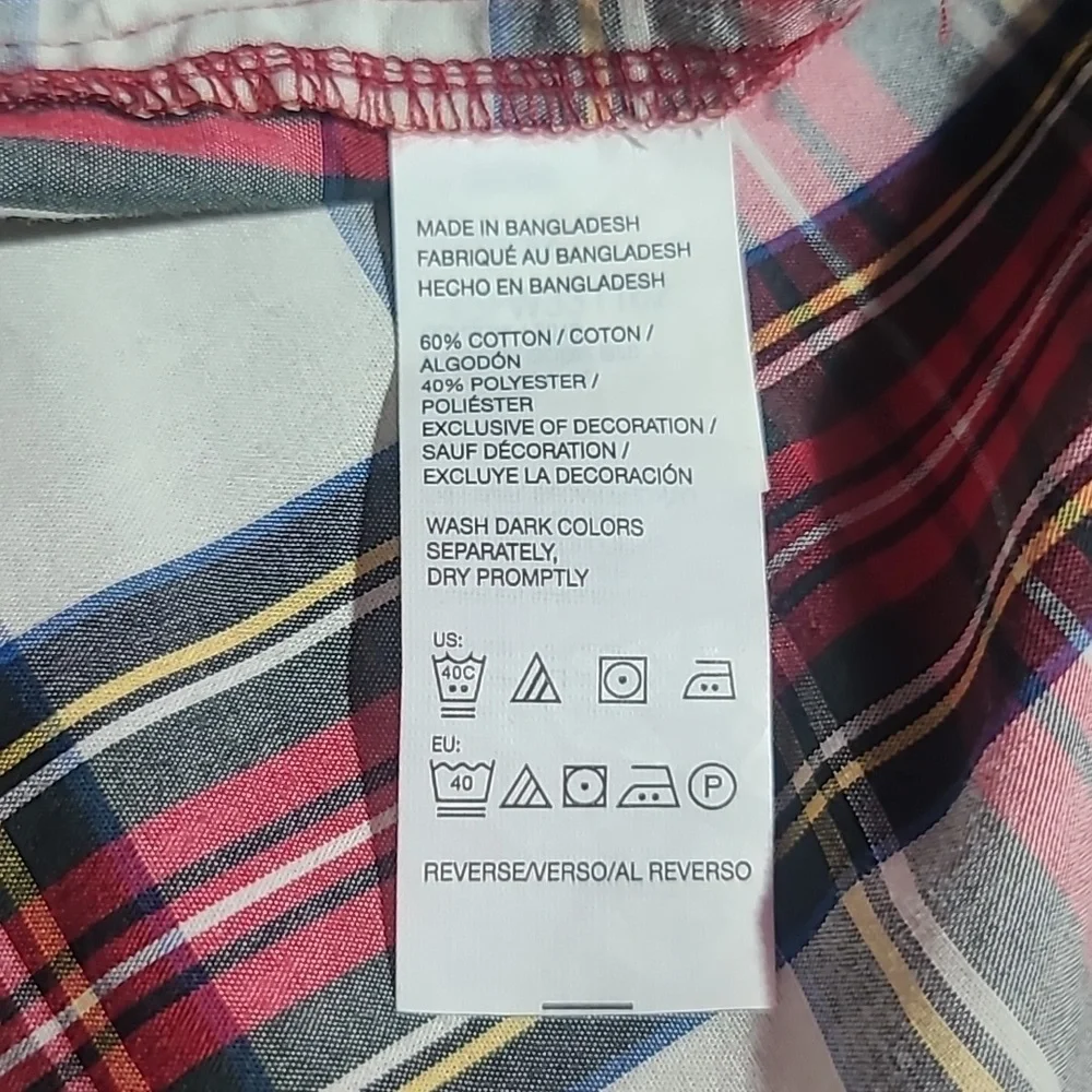 IZOD Heritage Tartan Red & White Plaid Long-Sleeve Button-Down Shirt